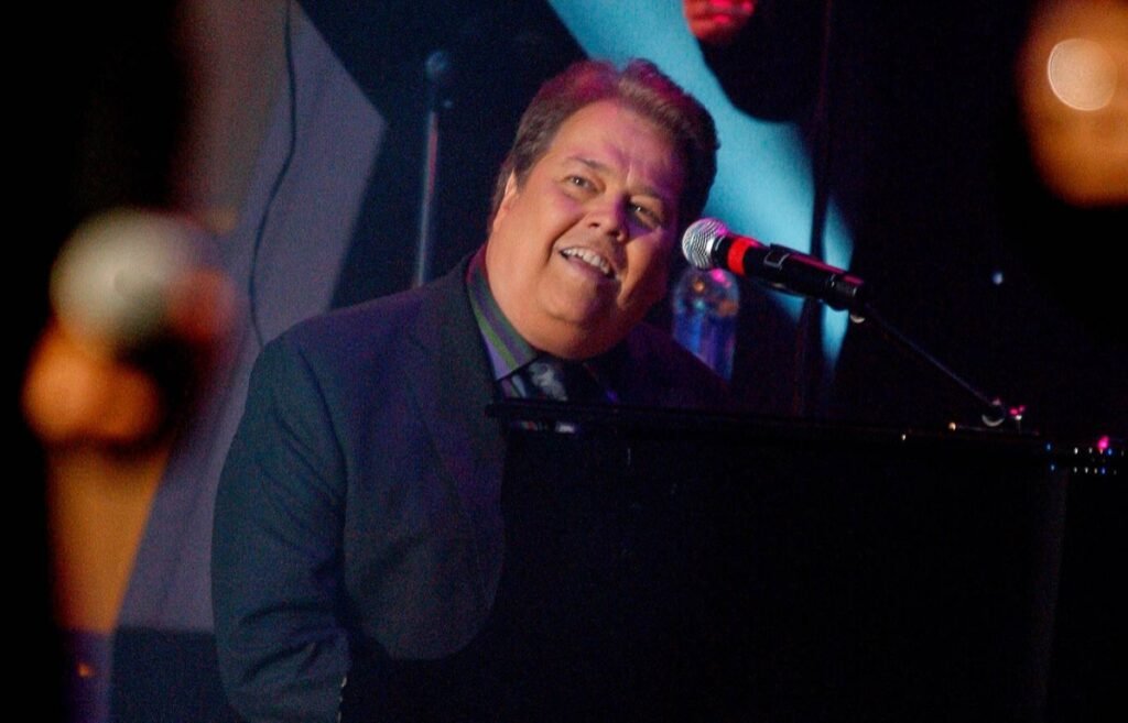 Alan Osmond, the eldest member of the Osmonds, has died at 76