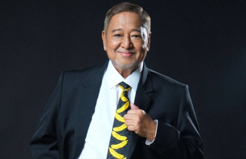 Edgar Mortiz sings the story of his life